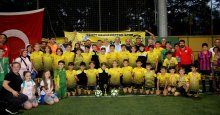 Yahya Kaptan U-13’e kupası verildi