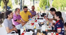 Efsaneler ve taraftarlar kahvaltıda buluştu