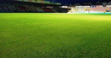 Eski stadın çimine bak!!! 