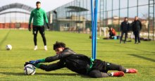 Kocaelispor U-17’nin yıldız adayı kalecisi A takımda!
