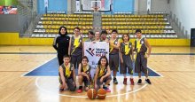 Yahya Kaptan Koleji galibiyete başladı! “49-38”