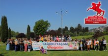 İzmitli kadınlardan 19 Mayıs yürüyüşü