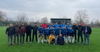 Diliskelesi attıkça doymuyor!