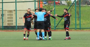 Hakem yönetimlerine tepki