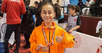 Kartepe Spor Kulübü karatecileri yine ŞOV yaptı!