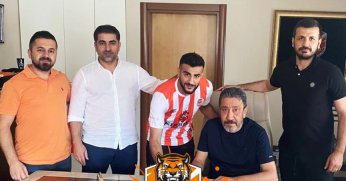 Uğurcan İkikardeş, Adana’da