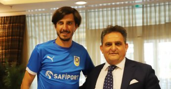 Mehmet Akyüz: Benim için de enteresan oldu