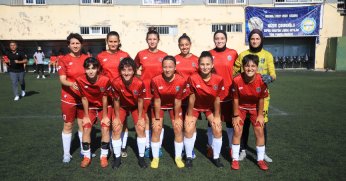 Kocaeli Kadın FK 10 kişi ile  3-0 kazandı