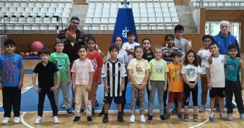 Karamürsel’de basketbol çok seviliyor!