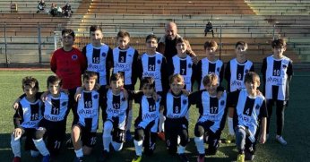 Arı Lift’ten Yuvacıkspor U-12 takımına destek