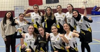 Bu kızlar tam voleybolcu