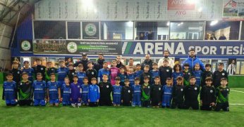 İzmit futbolcu fabrikası oldu