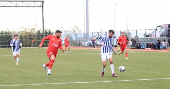 Gölcükspor eski futbolcularını geri aldı