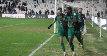 Kouakou: Merkez santrfor oynadığımda daha verimli oluyorum