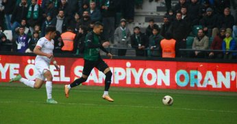 Cem Ekinci: Kocaelispor'da mutluyum