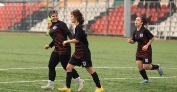 Ne yaptın Karşıyaka Koleji! 