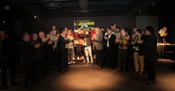 Bahçecikspor kupayı Diva Resrotan’da kaldırdı