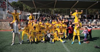 İzmit'in çocukları Fenerbahçe’yi yıktı! “1-0”