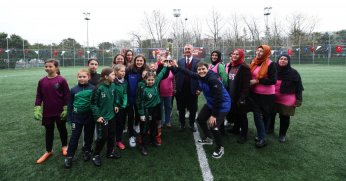 Kadın varsa sorun yok!