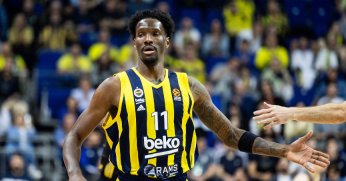 Yok artık Nigel Hayes-Davis! Tam 50 sayı!