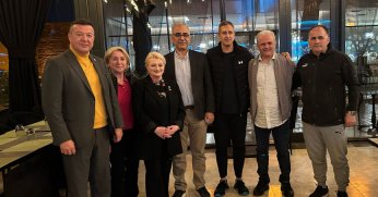 Belediye Derincespor’a zorlu maç öncesi ziyaret 