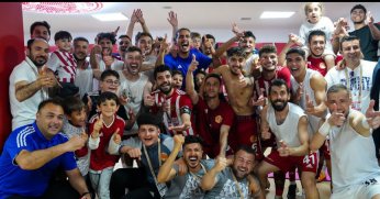 Bizim çocuklar Batman’da şampiyonluğu kutladı