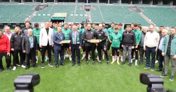 Büyükakın’dan Kocaelispor’a moral ziyareti