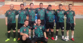 Sağlıkçıların vurduğu gol oldu! 