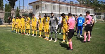 Belediye Derincespor A Takım  futbolcu seçmesi yapıyor
