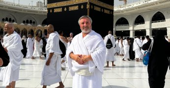 Selahattin Tanrıkulu umreden selam yolladı