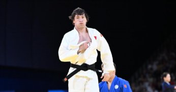 Paris’te SIKINTI var! 