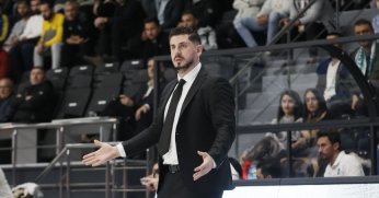 İzmitli antrenör Enes Akdilek, Göcek yolcusu 