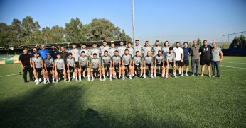 Karamürselspor sezonu açtı 