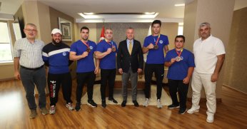 Büyükakın demir bilekleri konuk etti