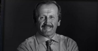 Duayen spor yazarı Ahmet Çakır vefat etti 