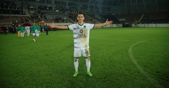 Ertuğrul Sağlam, Furkan ve Yusuf’u ödüllendirdi