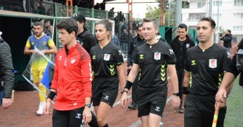 Bu nasıl hakem! “Hadi bay bay” nasıl dersin!  