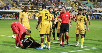 Sakaryaspor – Kocaelispor maçının hakemi Erdem Mertoğlu oldu 