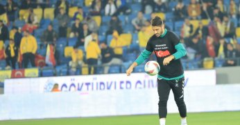 Gözler Caner Osmanpaşa’da... Sakarya'da oynayacak mı?