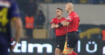 Hakemler de sakatlanır!