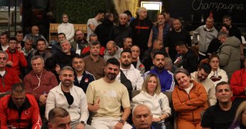 Karate camiası bu seminerde bir araya geldi 