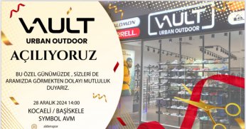 Bora Savaş ile Ayhan Ulaş yeni mağazalarının açılışına davet ediyor 