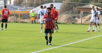 Gölcükspor yine çok gol kaçırdı… Berabere kaldı! “1-1”