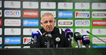 Sakaryaspor'da Mesut Bakkal da çare olamadı