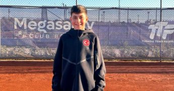 İzmitli milli tenisçi Talha Emin Bulut’tan RESİTAL!