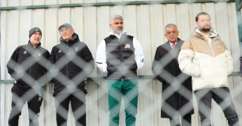 Taşdemir gençleri yakından takip ediyor