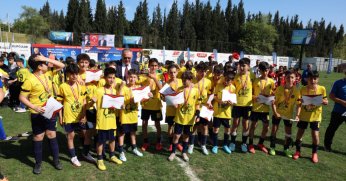 Alpaslan Ortaokulu zirvede!