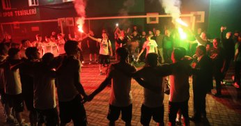 Şampiyonları kralları gibi karşıladılar!