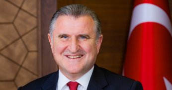 Kocaelisporlu futbolcu için bakan arada!