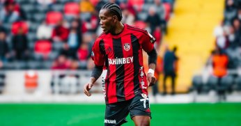 Okereke adım adım Kocaelispor’a!